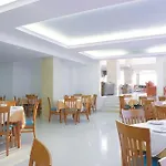 Riviera Отель 4*