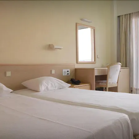 Riviera Hotel 4*