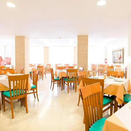 Hotel Riviera 4*
