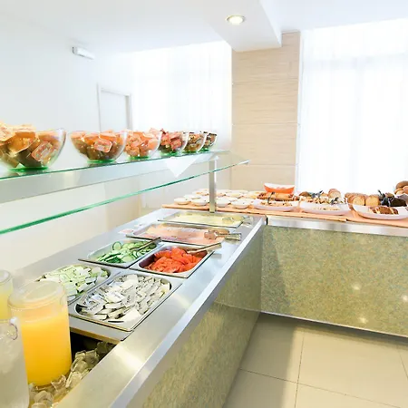 Hotel Riviera 4*