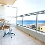 Riviera Ξενοδοχείο 4*