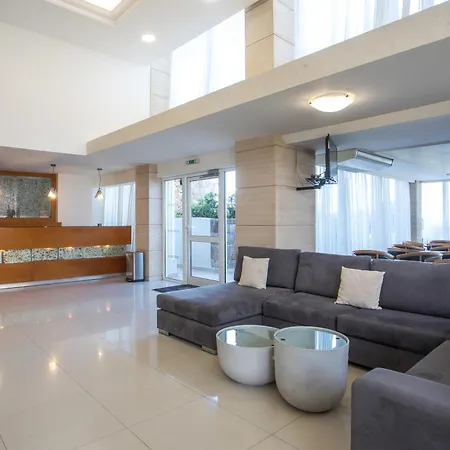 מלון Riviera עיר רודוס